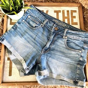 American Eagle Stretch Denim Shorts. Size 10.